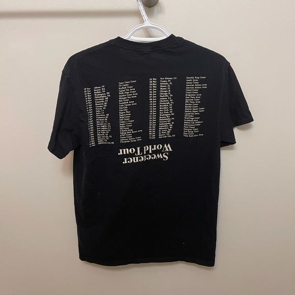 Arianna Grande SWT T-Shirt - Picture 2 of 2